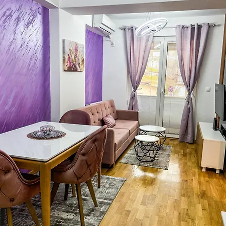 Aura Lux Daire